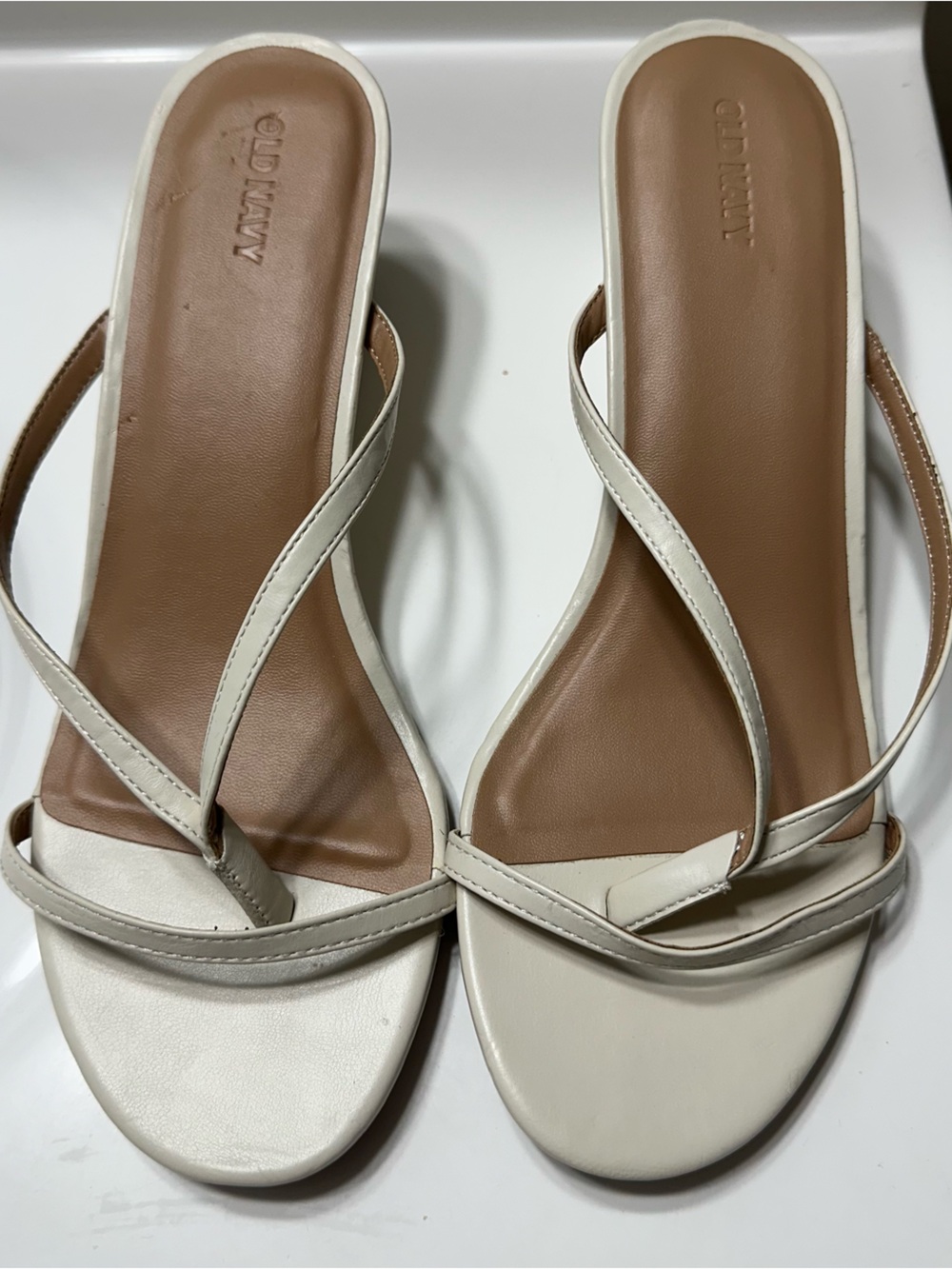 Old Navy Faux-Leather Wedge Thong Sandals